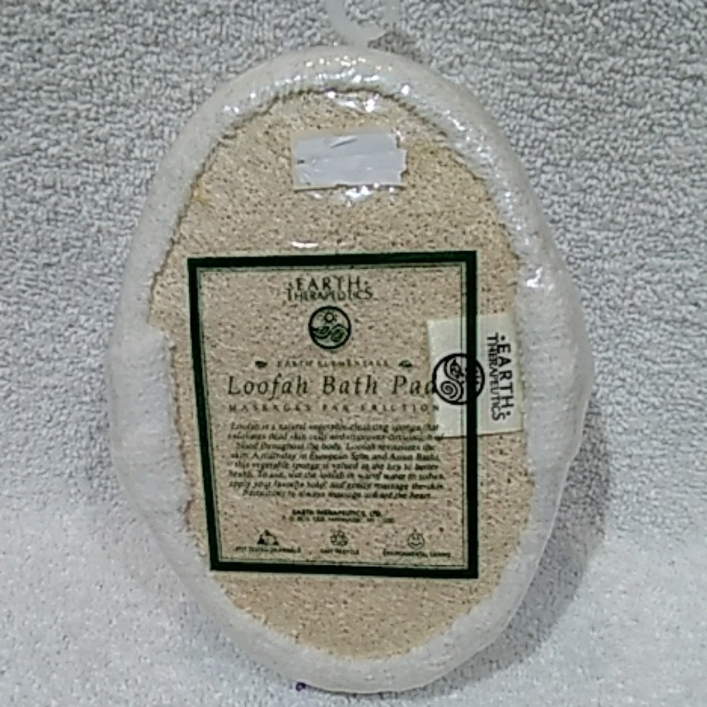 Earth Therapeutics loofah bath pad